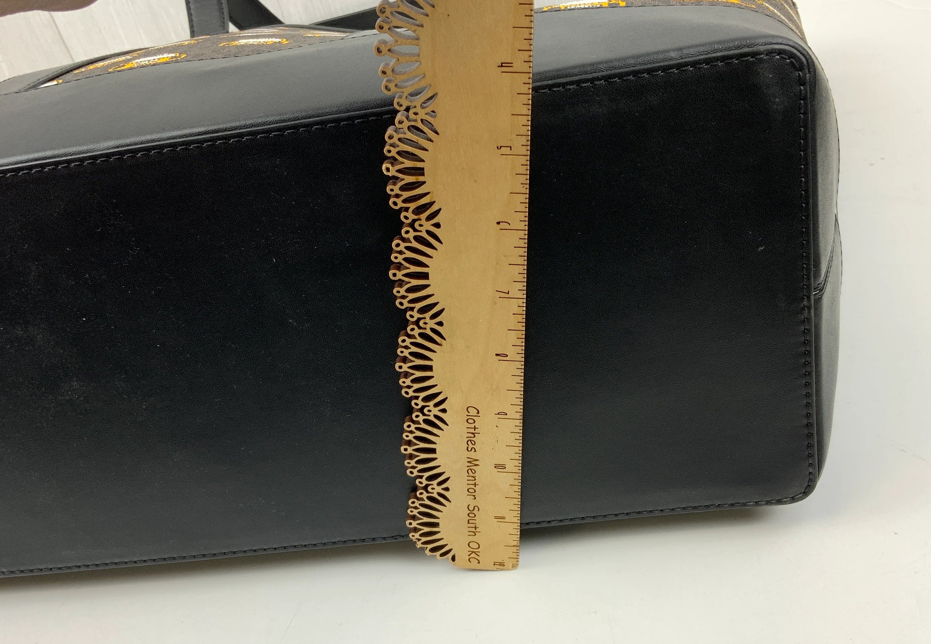 Stylish Taxi Print Tote Bag