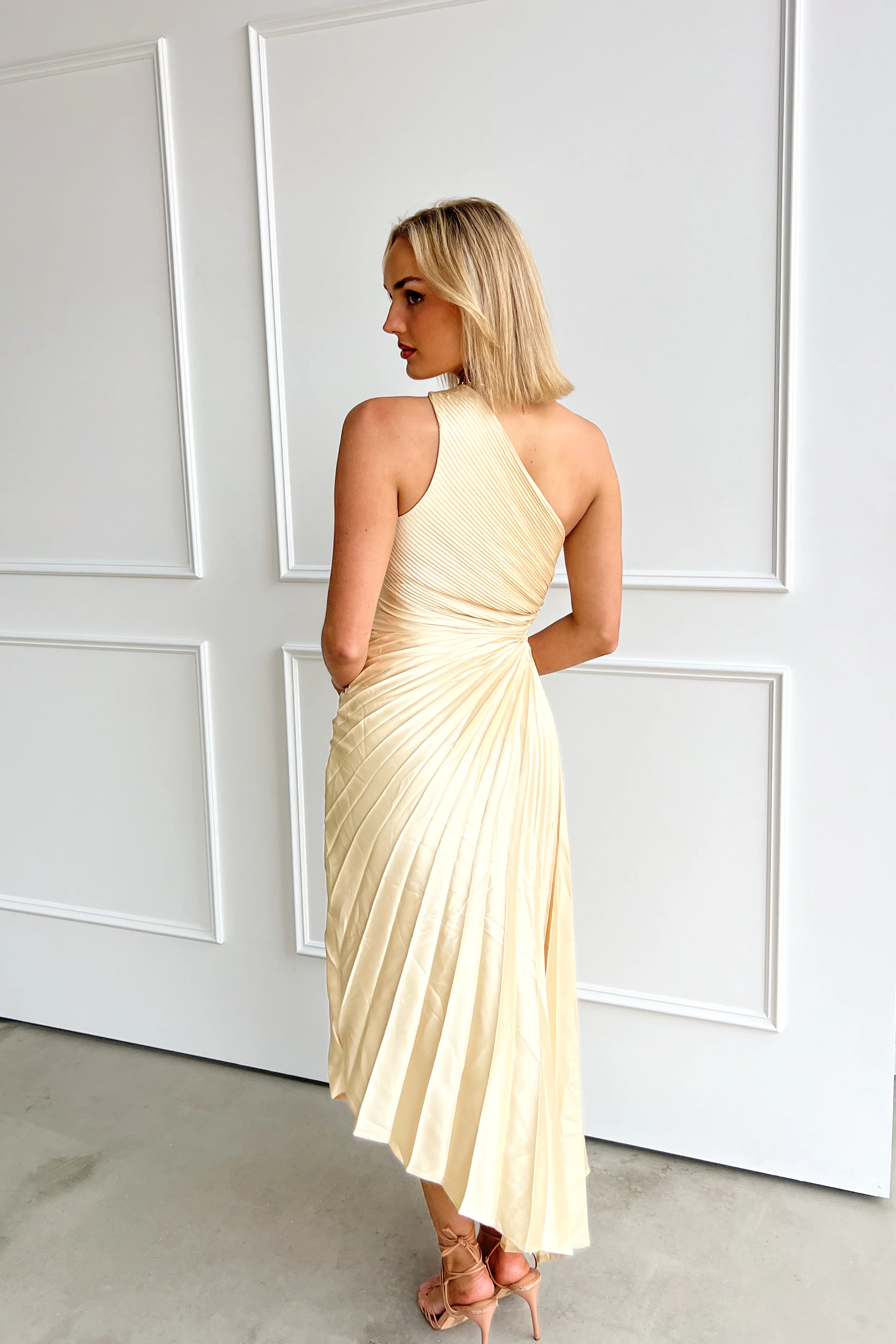 Elegant Pleated Asymmetrical Dress