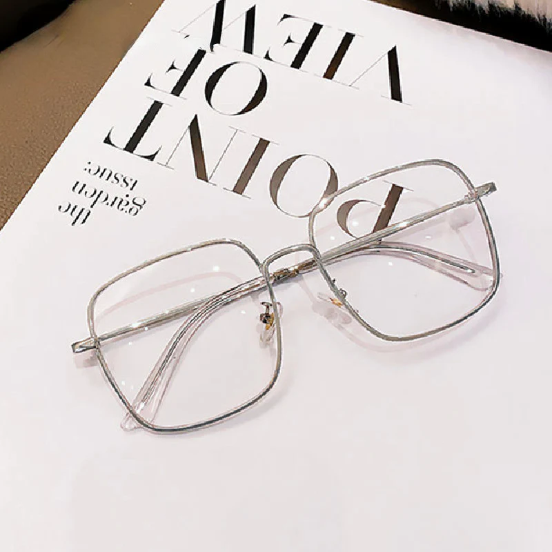 Elegant Gold-Toned Eyewear