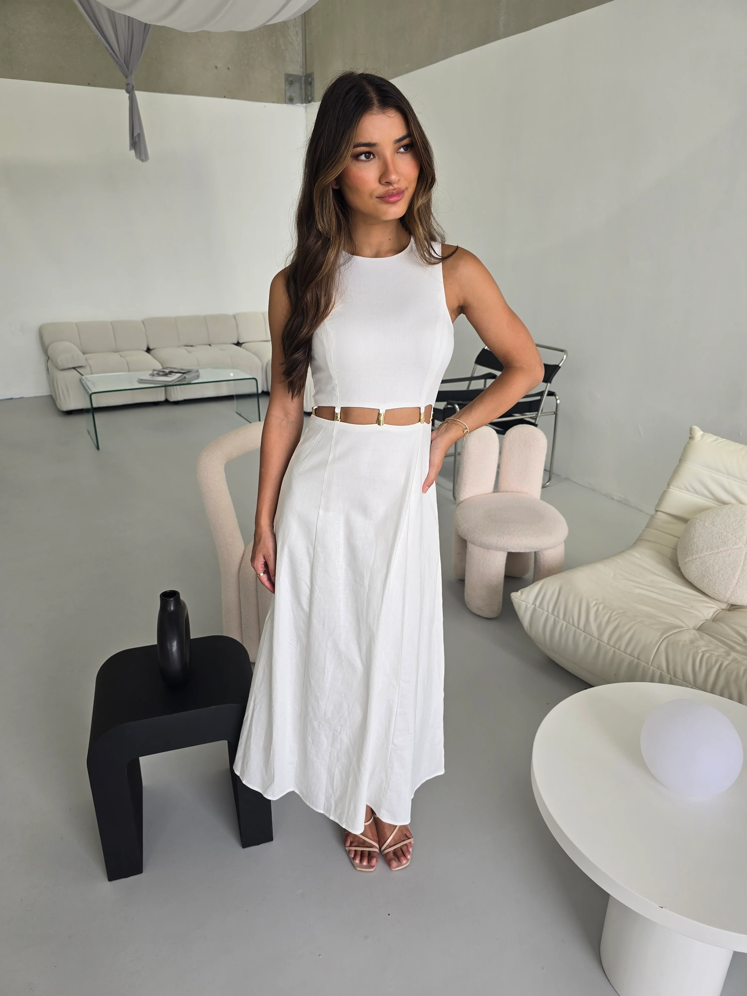 Elegant White Midi Dress
